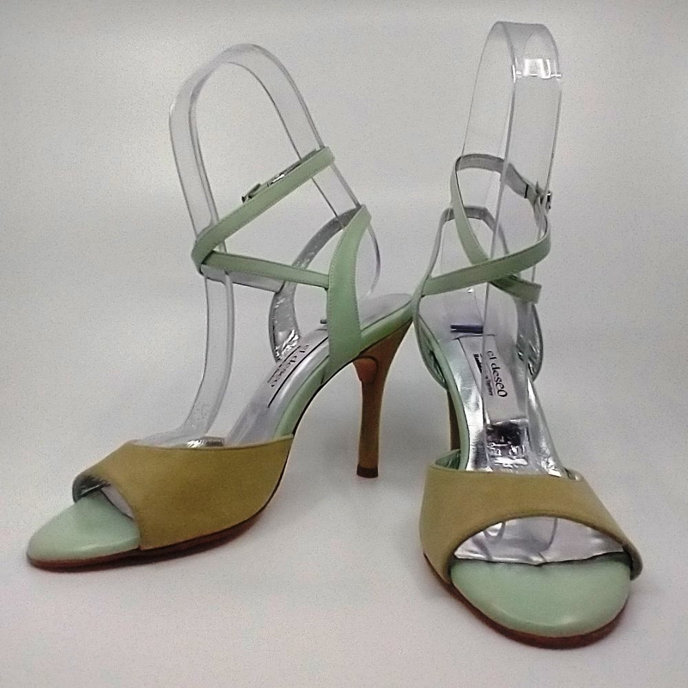 Green suede & leather follower shoes