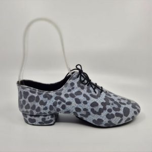 Unisex Tango Sneaker